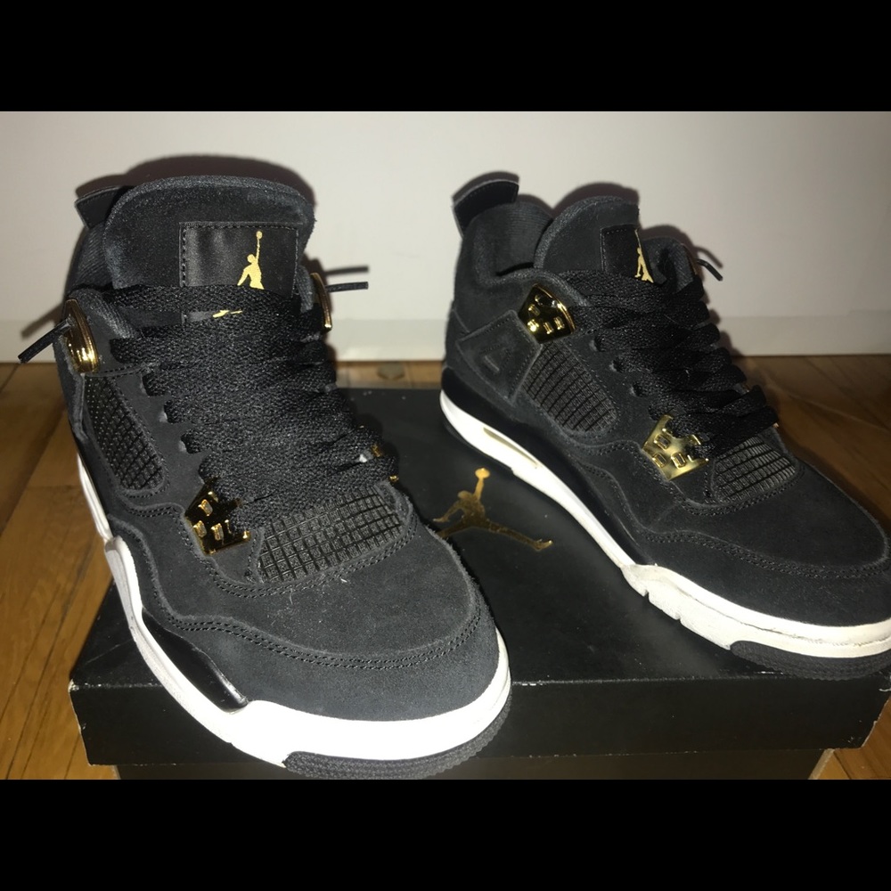 Air Jordan 4 Royalty BRAND NEW